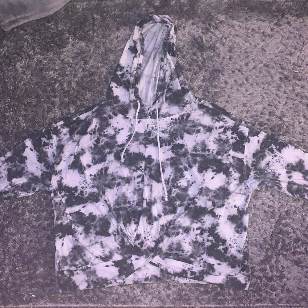 Gray and white long sleeve crop top with hood